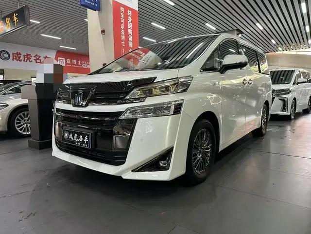 Vellfire 2021 Model Toyota Crown Hybrid 2.5L HV Premium Edition – фото 5