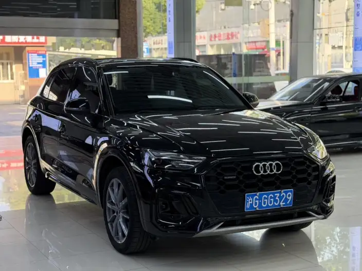 Audi Q5L 2022 Model Facelift 40T Luxury Dynamic Model – фото 3