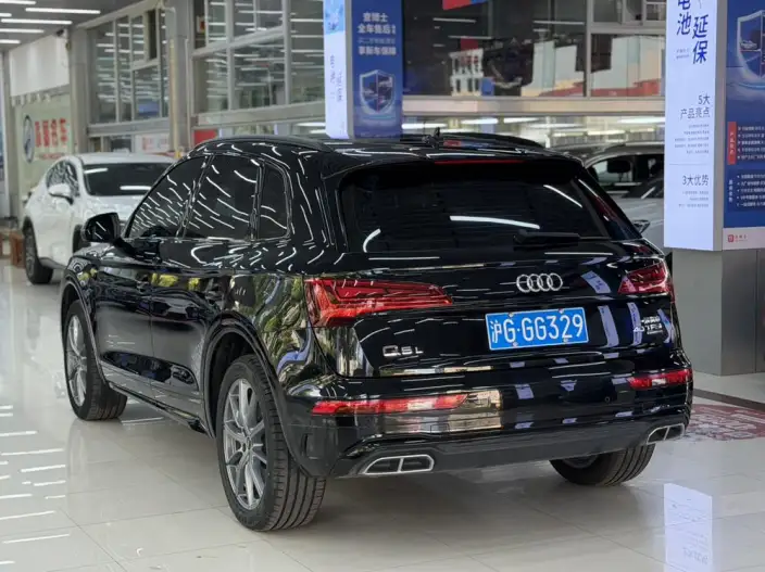 Audi Q5L 2022 Model Facelift 40T Luxury Dynamic Model – фото 4