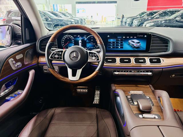 Mercedes-Benz GLS 2023 GLS 450 4MATIC Luxury – фото 8