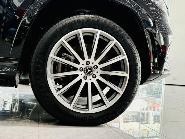 Mercedes-Benz GLS 2023 GLS 450 4MATIC Luxury – фото 32