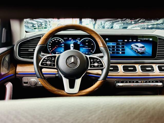 Mercedes-Benz GLS 2023 GLS 450 4MATIC Luxury – фото 41