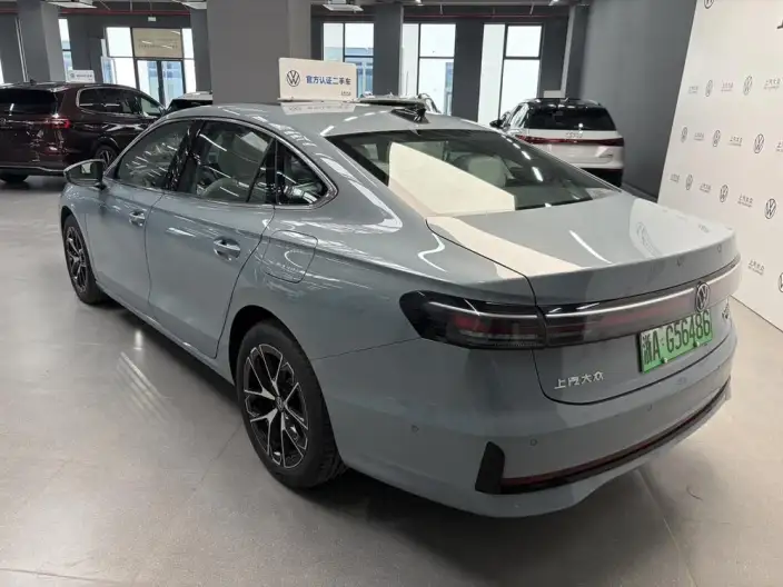 Volkswagen Passat PHEV 2026 Model ePro Ultimate Edition – фото 2
