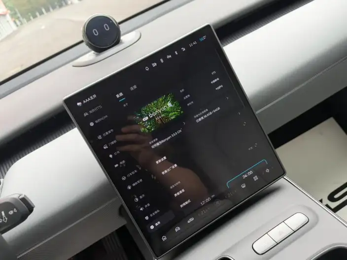 NIO ET5 2022 Model 75kWh – фото 9