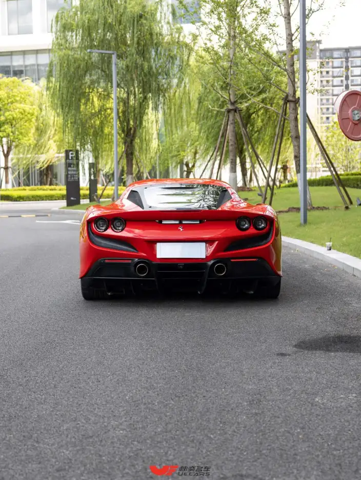 Ferrari F8 2019 Model Tributo 3.9T V8