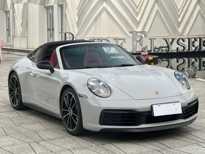 PORSCHE 911 2023 Model Targa 4 3.0T – фото 3