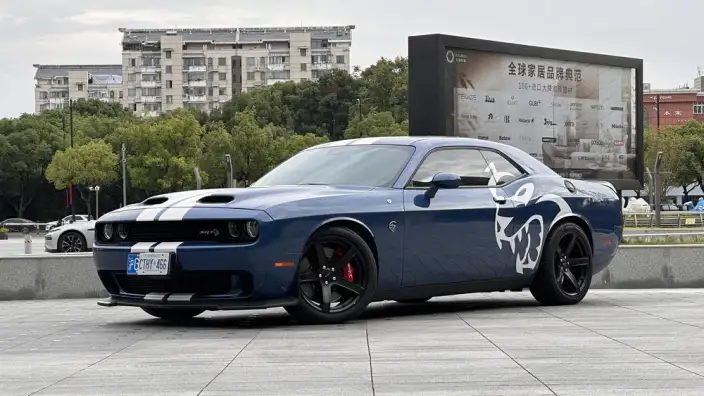 Challenger SRT 2022 Model 6.2L Automatic Rear Drive 5 seat Parallel Imported – фото 1