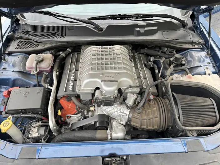 Challenger SRT 2022 Model 6.2L Automatic Rear Drive 5 seat Parallel Imported – фото 7