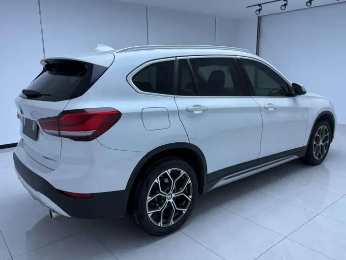 BMW X1 2022 Model sDrive20Li Fashion Model – фото 5