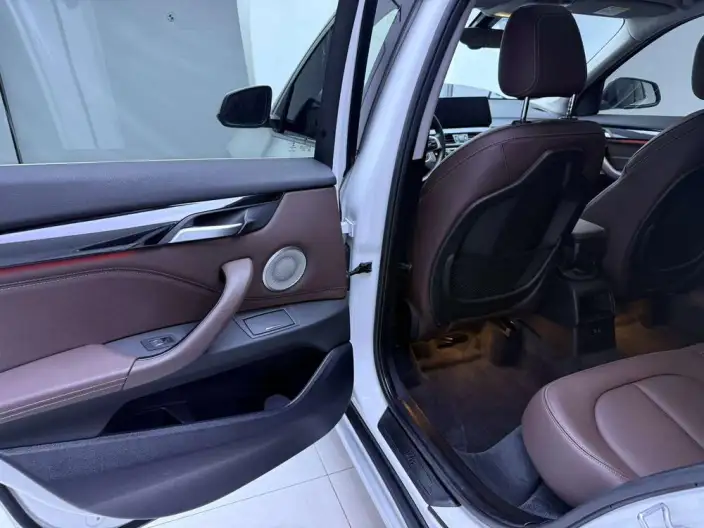 BMW X1 2022 Model sDrive20Li Fashion Model – фото 8
