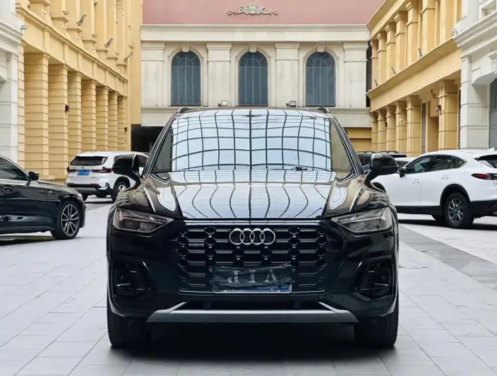 Audi Q5L 2024 Model 40TFSI Luxury Dynamic Model – фото 2