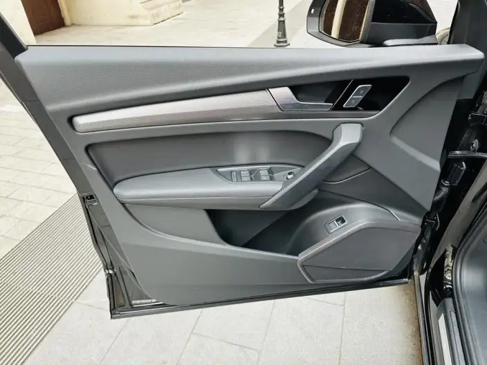 Audi Q5L 2024 Model 40TFSI Luxury Dynamic Model – фото 10