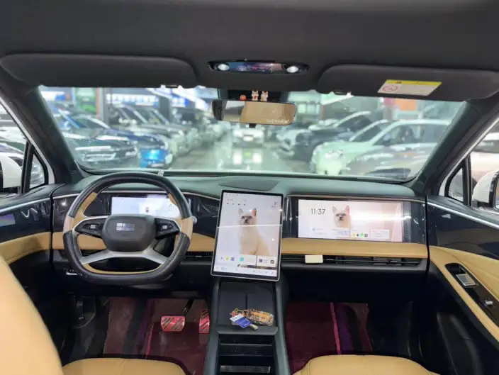Geely Galaxy L7 2023 Model 1.5T DHT 115km PLUS – фото 10