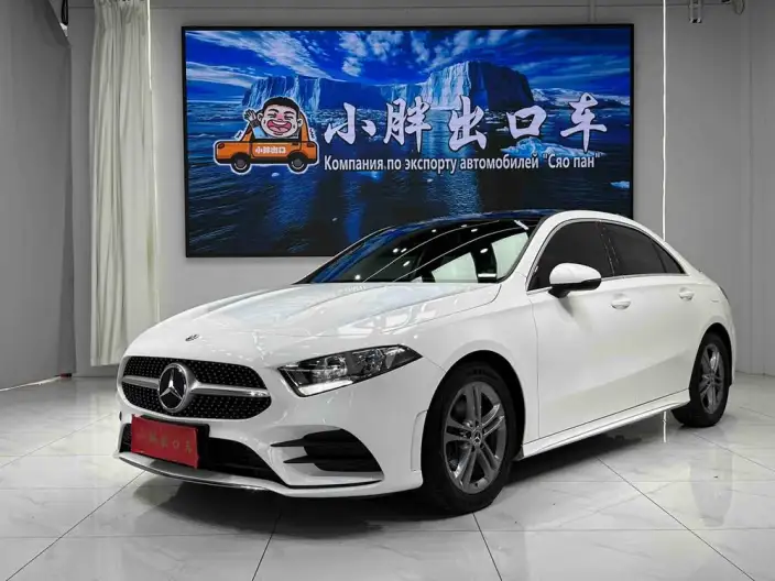 Mercedes-Benz A-class 2022 Model Facelift A 180 L Sports sedan – фото 1
