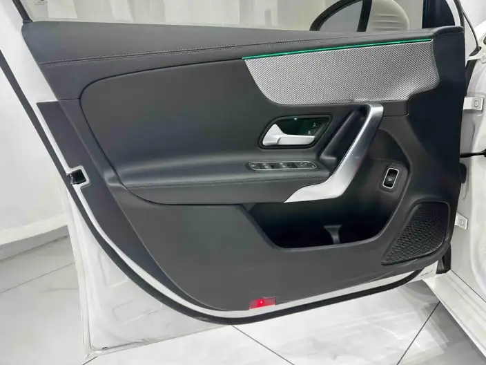 Mercedes-Benz A-class 2022 Model Facelift A 180 L Sports sedan – фото 8