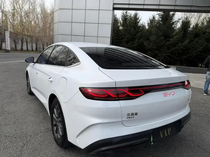 QinL DM 2024 Model DM-i 80KM Leading Model – фото 4