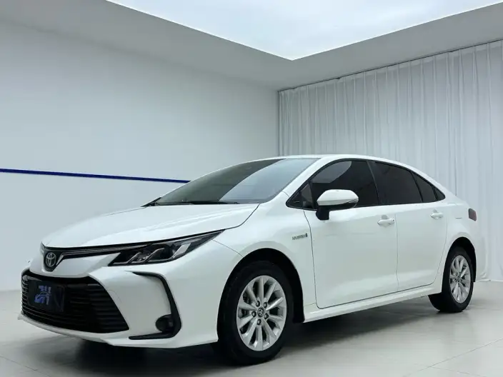 Toyota Corolla 2021 Model Hybrid 1.8L E-CVT Elite Edition – фото 1