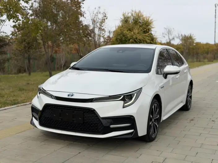 Toyota Levin 2022 Model Hybrid 1.8H E-CVT Sports Edition – фото 1