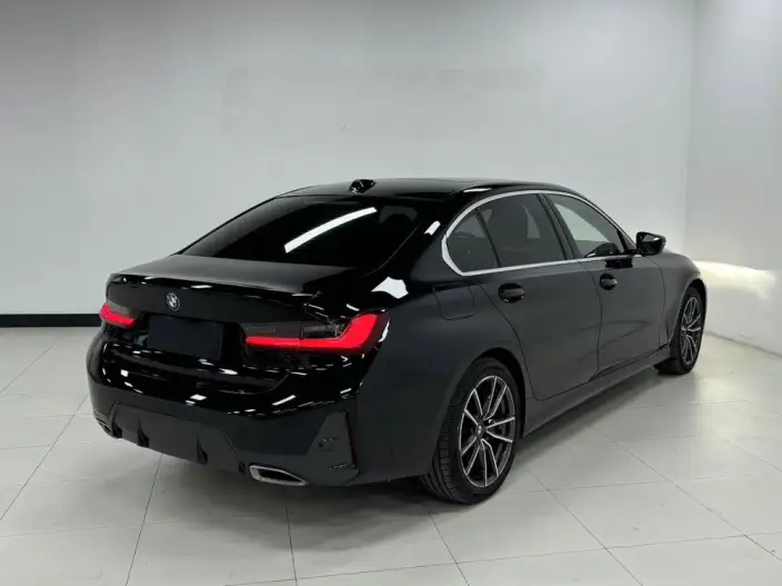 BMW 3 Series 2023 Model 320Li M Sports Set – фото 6