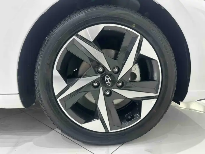 Hyundai Ioniq 2022 Model 1.5L CVT TOP Ultimate Edition – фото 7