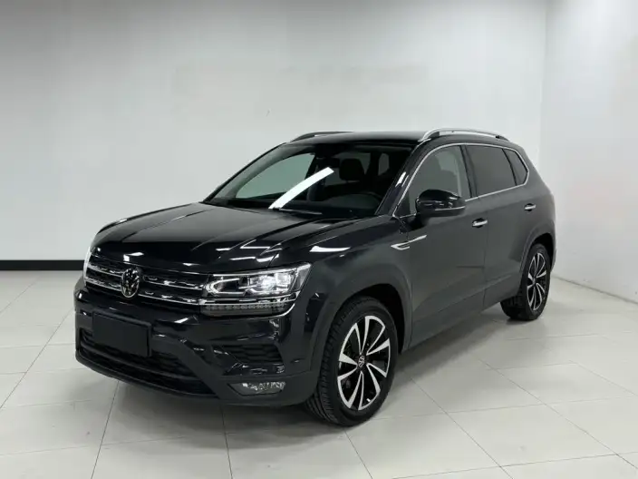 Volkswagen Tharu 2022 Model 280TSI 2WD Deluxe Edition – фото 1