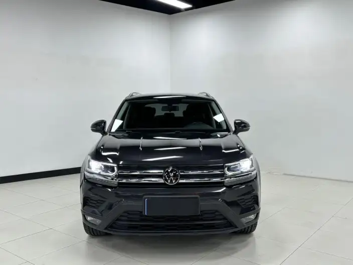 Volkswagen Tharu 2022 Model 280TSI 2WD Deluxe Edition – фото 2