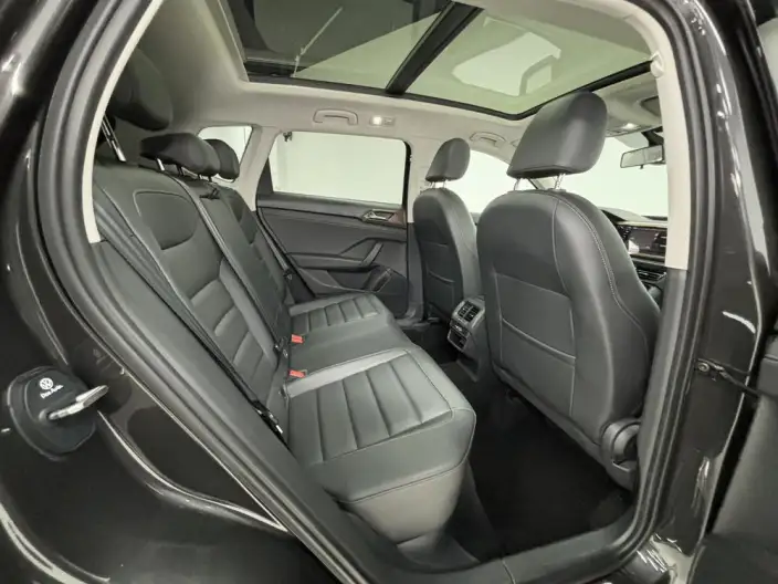 Volkswagen Tharu 2022 Model 280TSI 2WD Deluxe Edition – фото 10