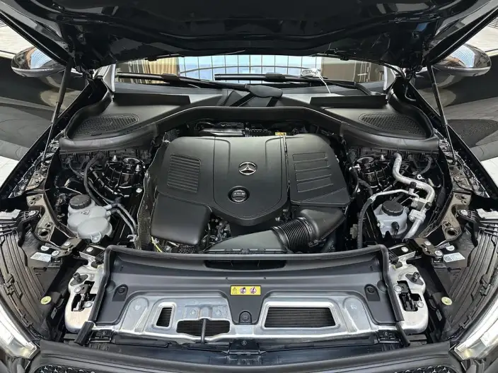Mercedes-Benz GLC 2025 Model GLC 300 L 4MATIC Dynamic Model 5 seat – фото 7