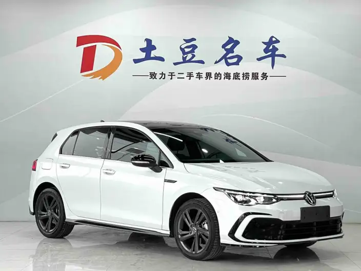 Volkswagen Golf 2021 Model 280TSI DSG R-Line – фото 3