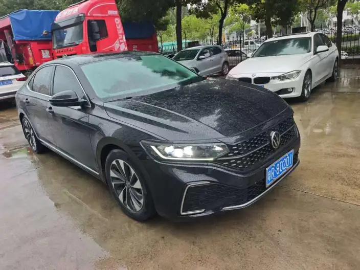 Volkswagen Passat 2023 Model Facelift 280TSI Starry sky Elite Edition – фото 3