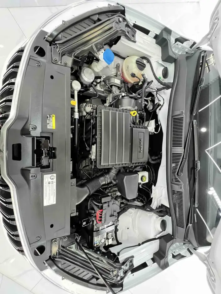 Skoda Kamiq 2023 Model Facelift 1.5L Automatic Comfort Edition – фото 8