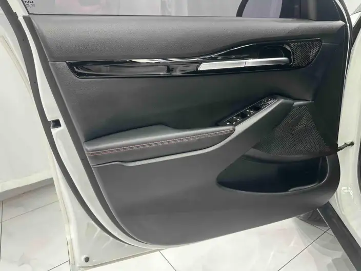 Kia Seltos 2021 Model 1.5L CVT Trend Edition – фото 10