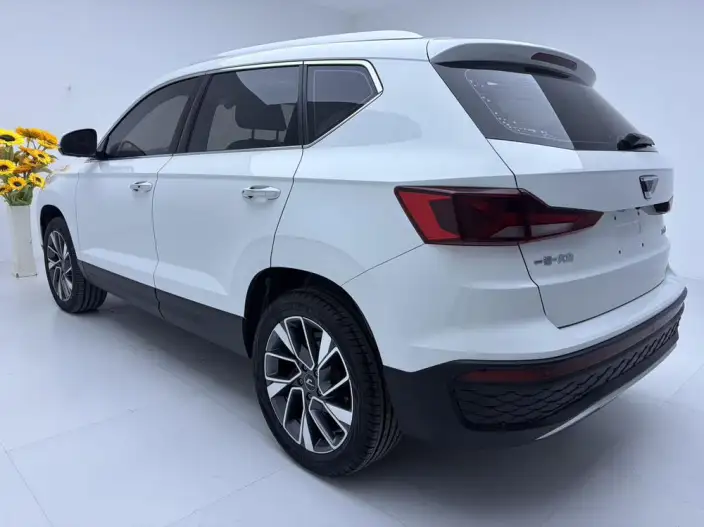 Jeta VS5 2022 Model 280TSI Automatic Honor Edition