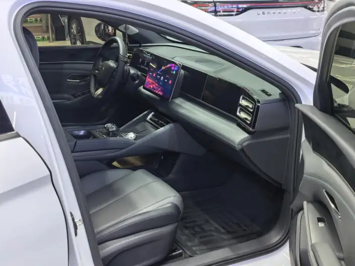 QinL DM 2024 Model DM-i 120KM Leading Model – фото 9