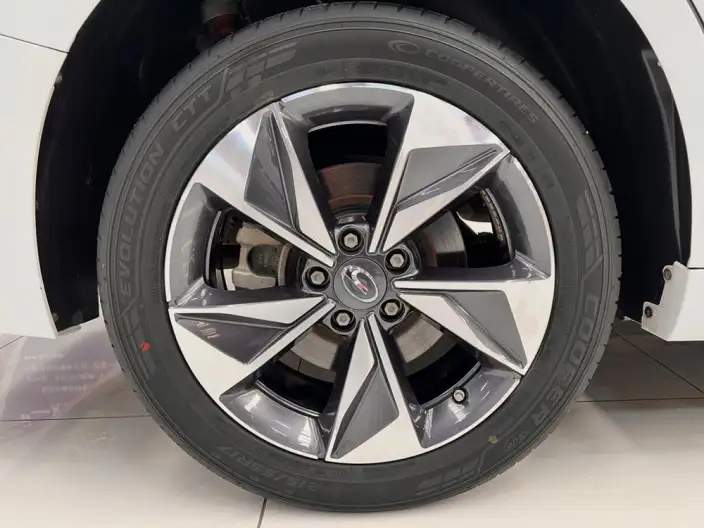 GAC Trumpchi M6 2021 Model Pro 270T Automatic Exclusive Edition – фото 7
