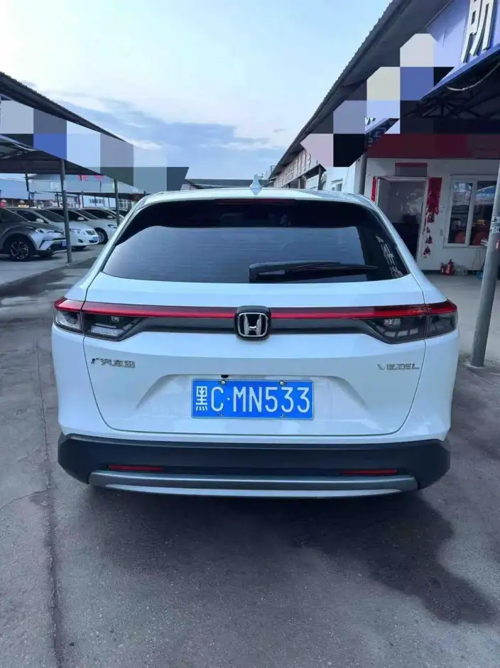 Honda Vezel 2023 Model 1.5L CVT Elite Edition – фото 5