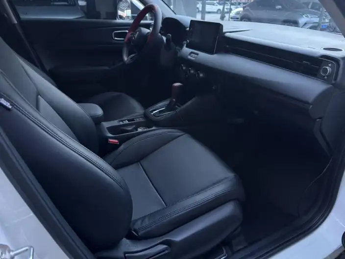 Honda Vezel 2023 Model 1.5L CVT Elite Edition – фото 8