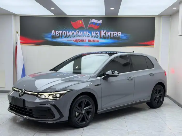 Volkswagen Golf 2023 Model 280TSI DSG R-Line Lite – фото 1