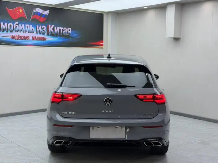 Volkswagen Golf 2023 Model 280TSI DSG R-Line Lite – фото 5