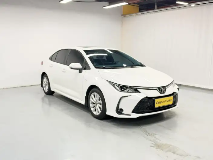 Toyota Corolla 2023 Model Intelligent Hybrid 1.8L E-CVT Elite Edition – фото 3