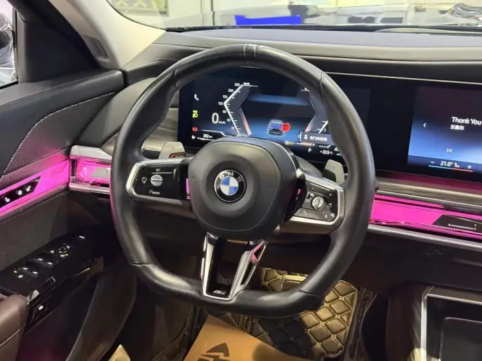 BMW 7 Series 2023 Model 735Li M Sports Set – фото 8