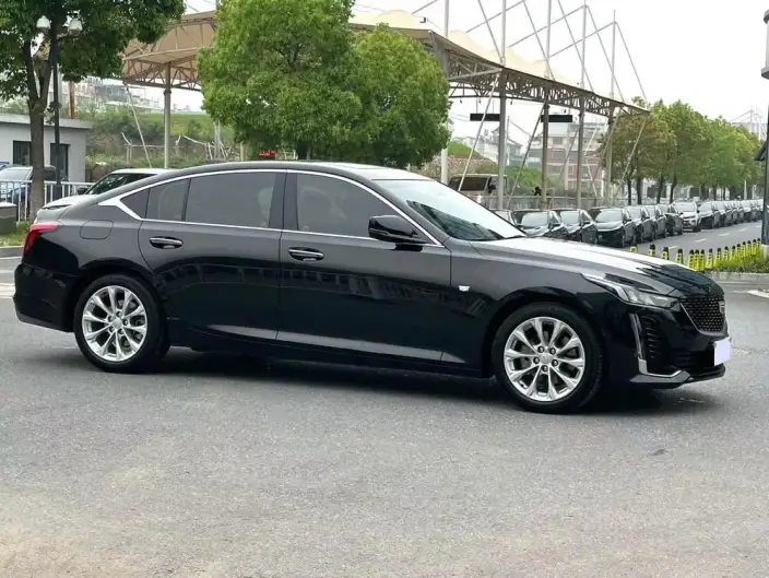 Cadillac CT5 2023 Model 28T Luxury Model Standard Edition – фото 3