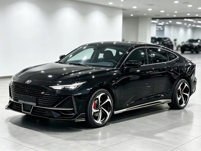 Changan UNI-V 2022 Model 1.5T Sports Edition – фото 1