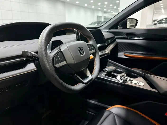 Changan UNI-V 2022 Model 1.5T Sports Edition – фото 9