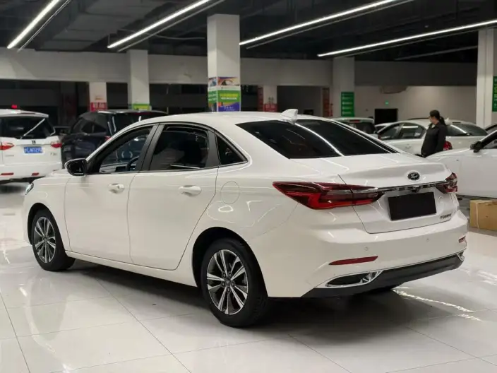 Ford Escort 2021 Model 1.5L Automatic Diamond Edition