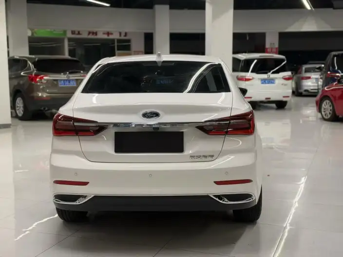 Ford Escort 2021 Model 1.5L Automatic Diamond Edition