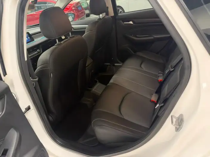Ford Escort 2021 Model 1.5L Automatic Diamond Edition – фото 9