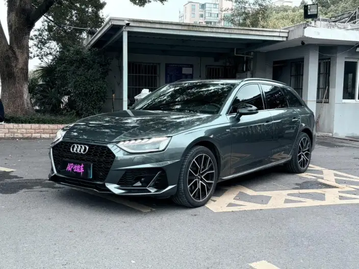 Audi A4 Imported 2023 Model Avant 40 TFSI Fashion Dynamic Model – фото 1