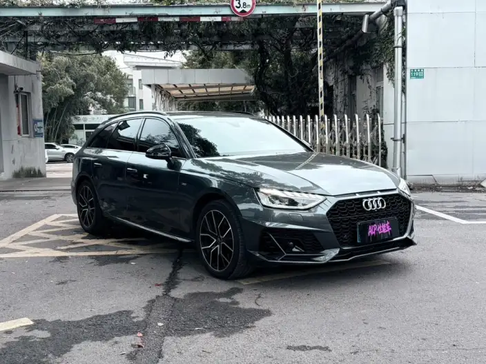 Audi A4 Imported 2023 Model Avant 40 TFSI Fashion Dynamic Model – фото 3