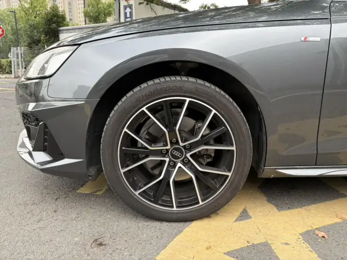 Audi A4 Imported 2023 Model Avant 40 TFSI Fashion Dynamic Model – фото 9